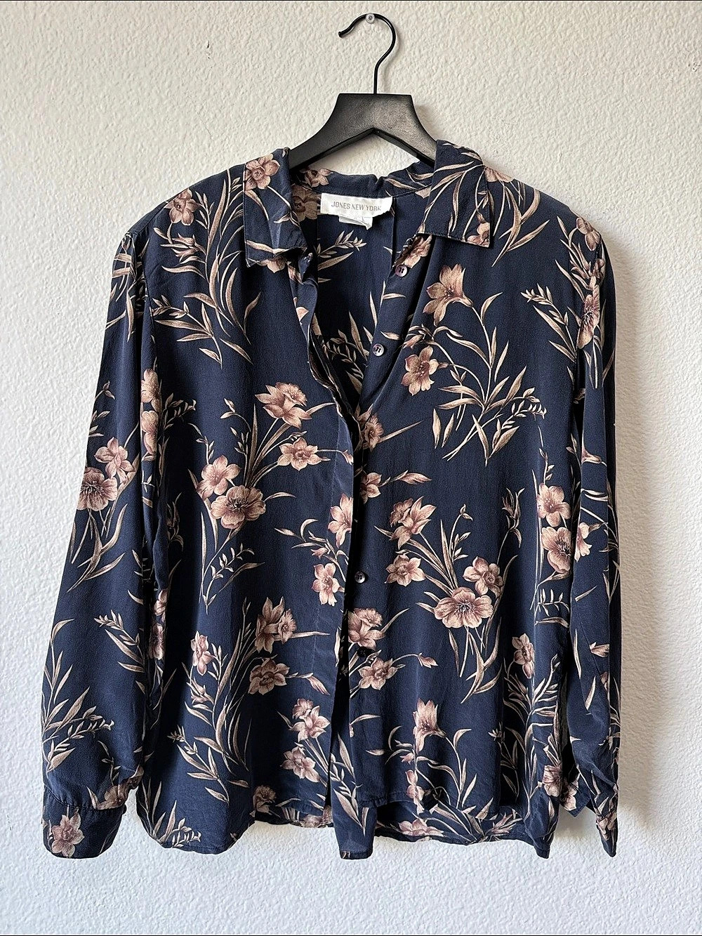 Jones New York Floral Blouse vintage 10@% silk